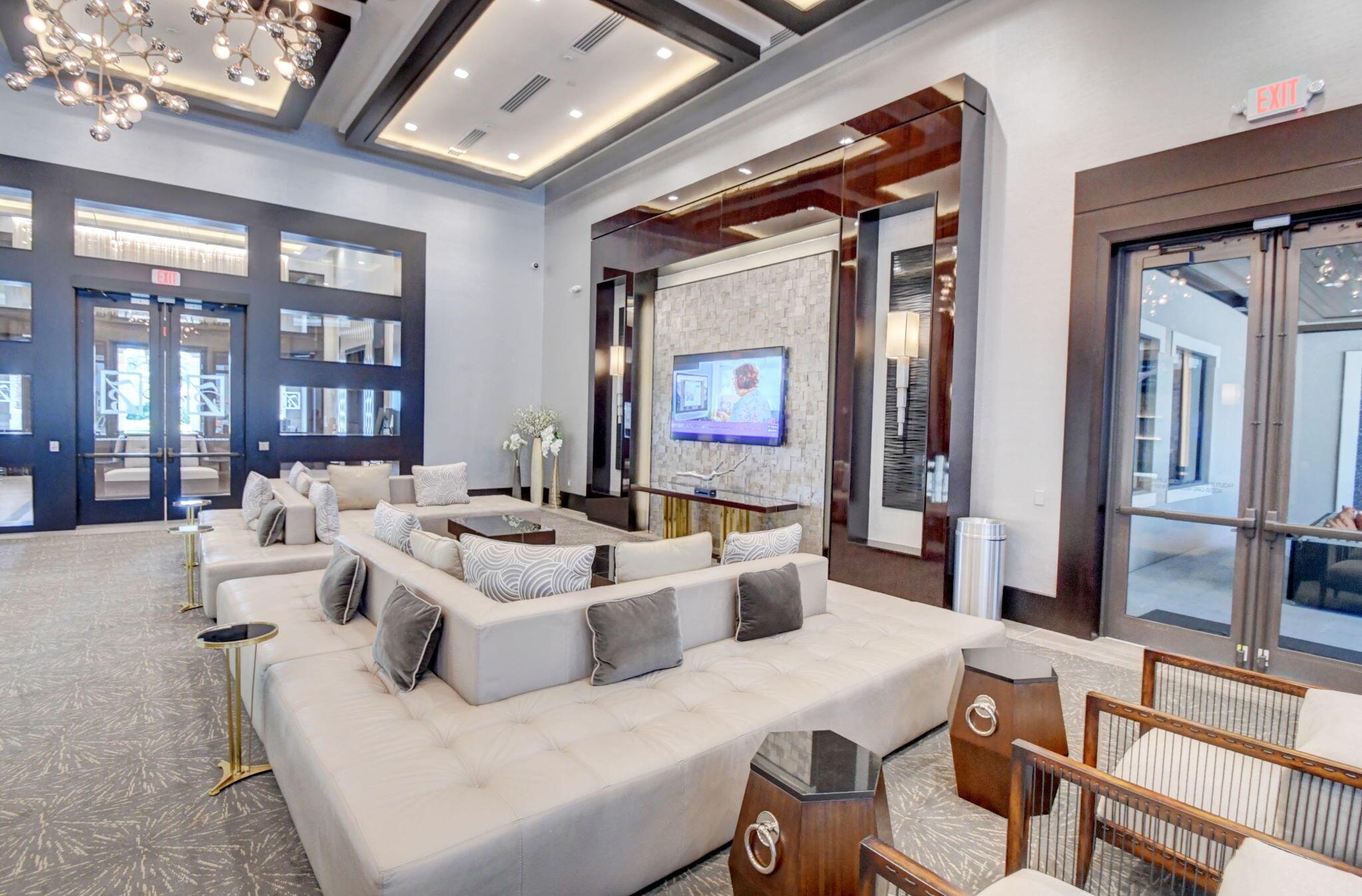 SEVEN BRIDGES - Residential Lease