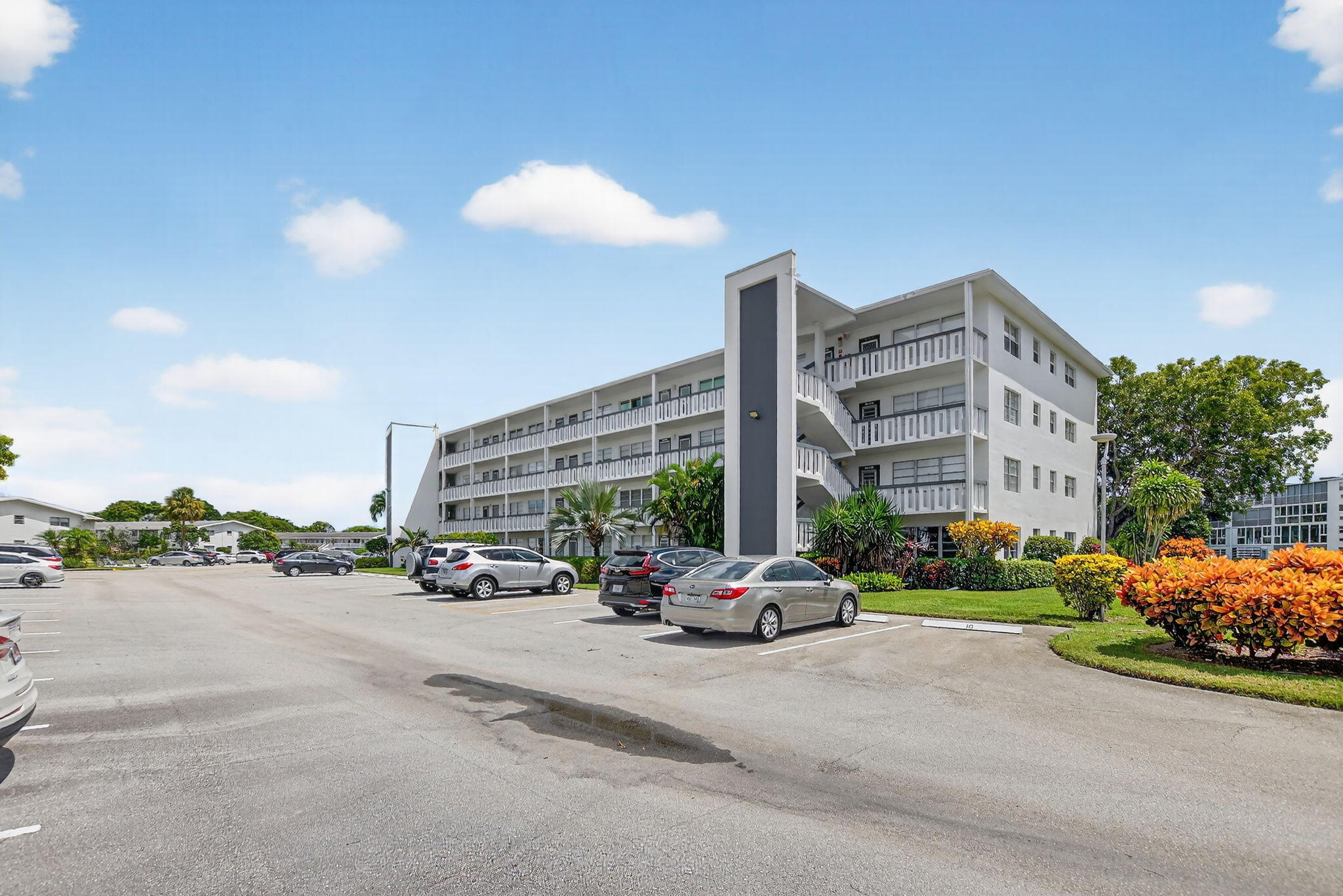 HARWOOD C CONDO - Residential