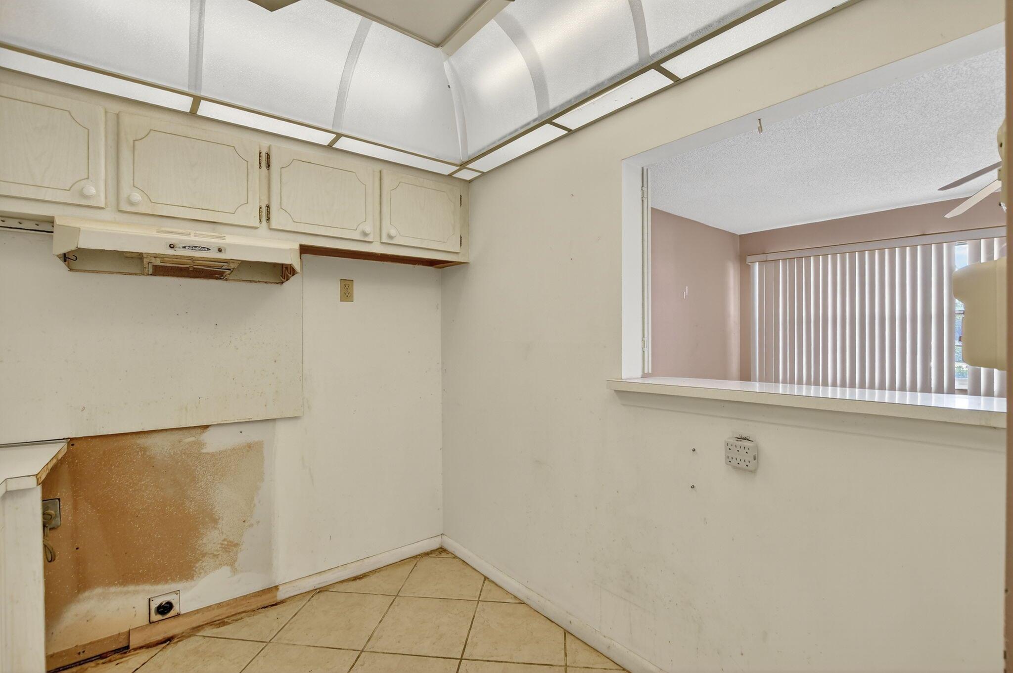 HARWOOD C CONDO - Residential