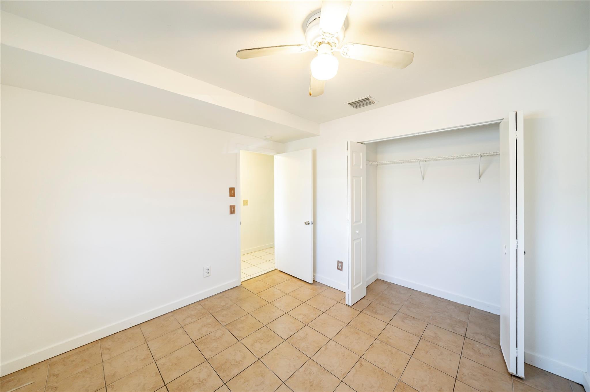 WOODSCAPE CONDOMINIUMS - Residential