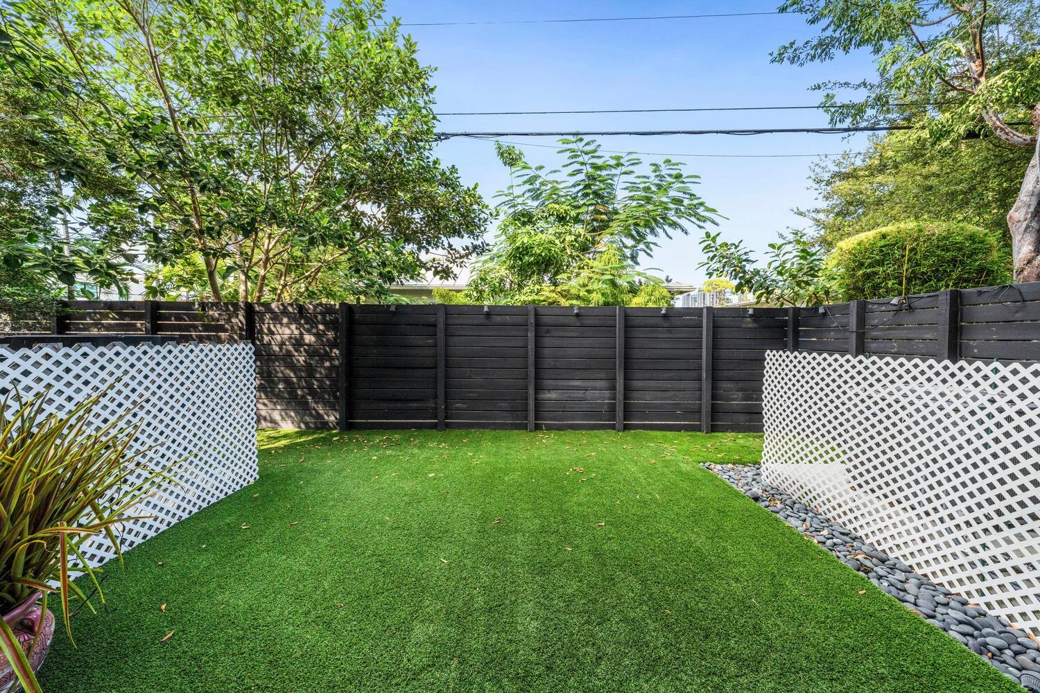 Tarpon River - Residential