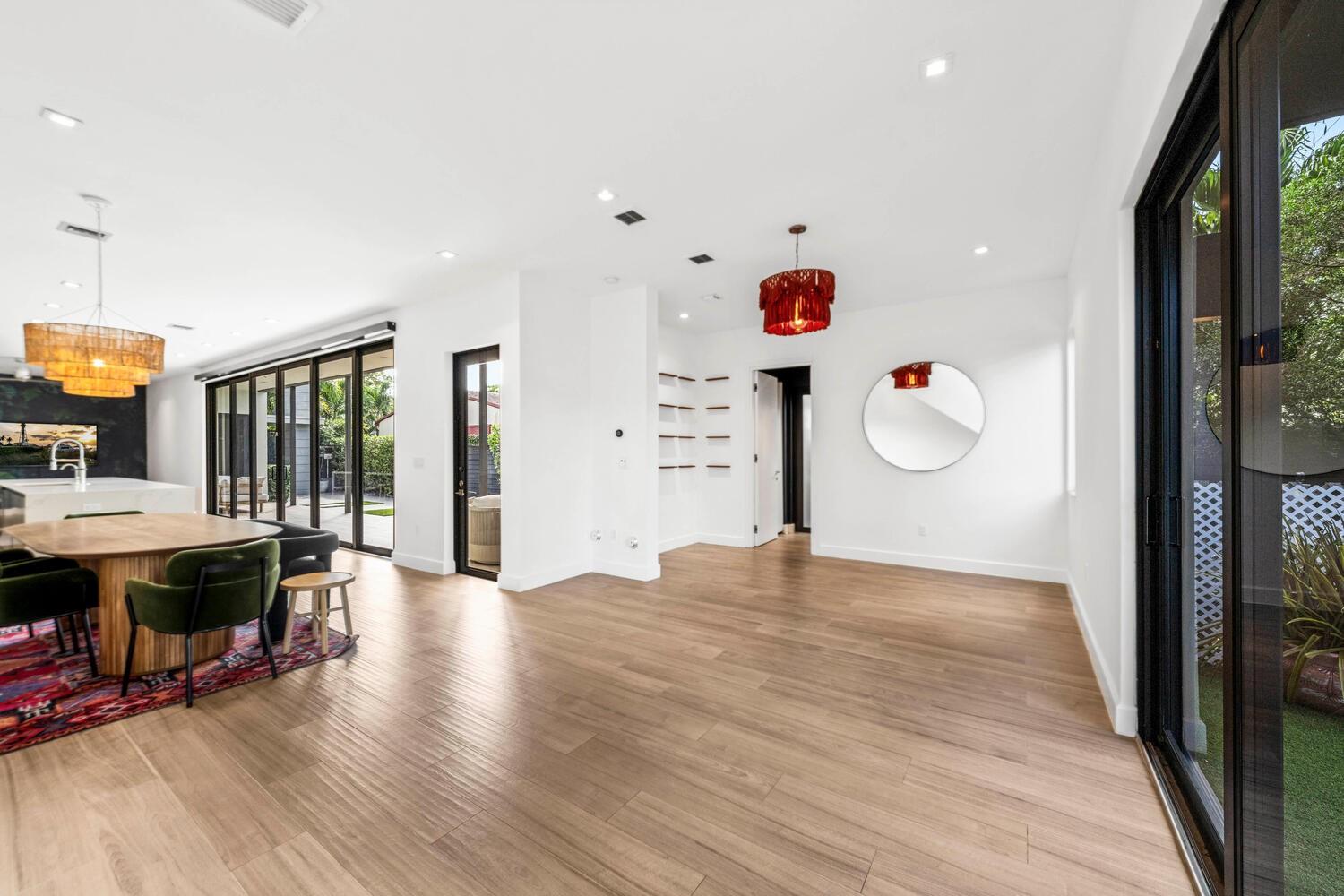 Tarpon River - Residential