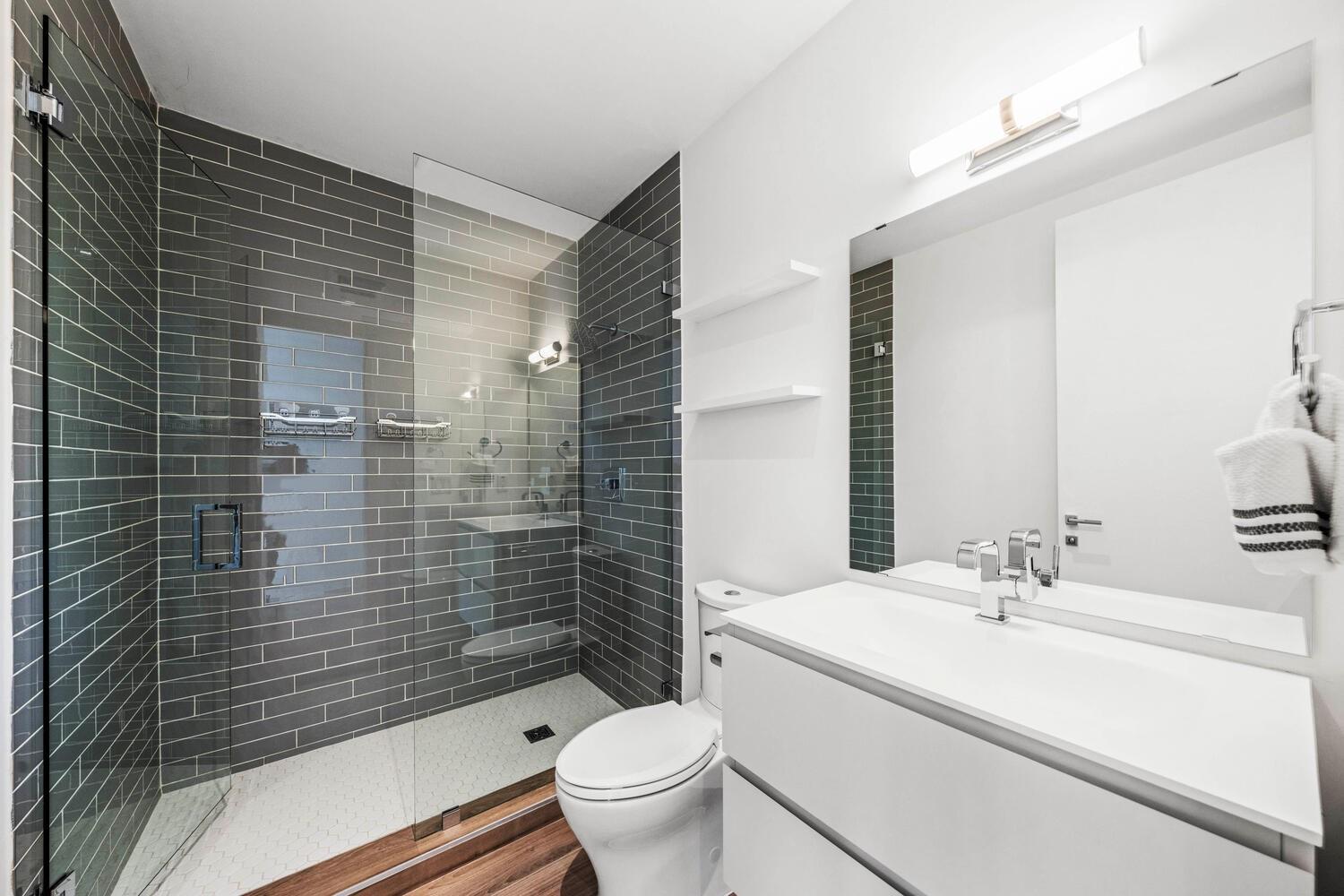 Tarpon River - Residential