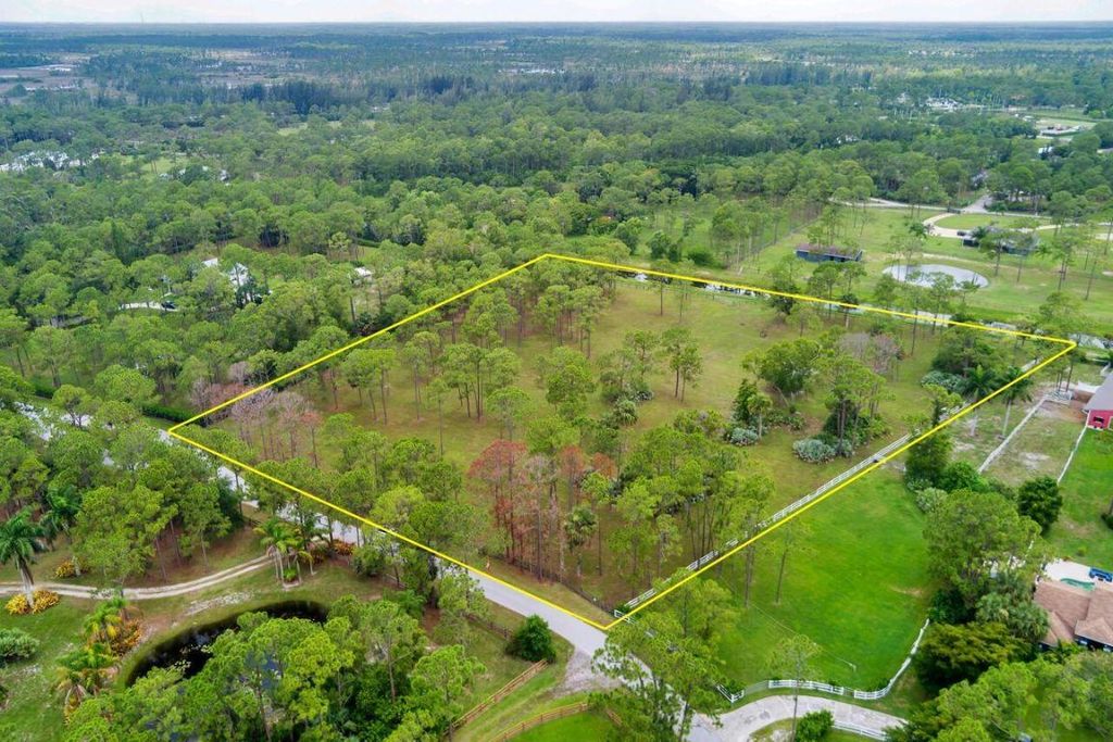 Photo of 14415 Peace River Way, Palm Beach Gardens, FL 33418 (MLS # R11134849)