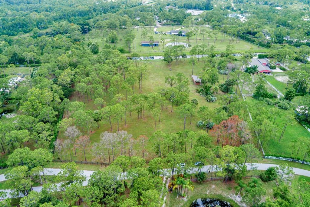 Photo of 14415 Peace River Way, Palm Beach Gardens, FL 33418 (MLS # R11134849)