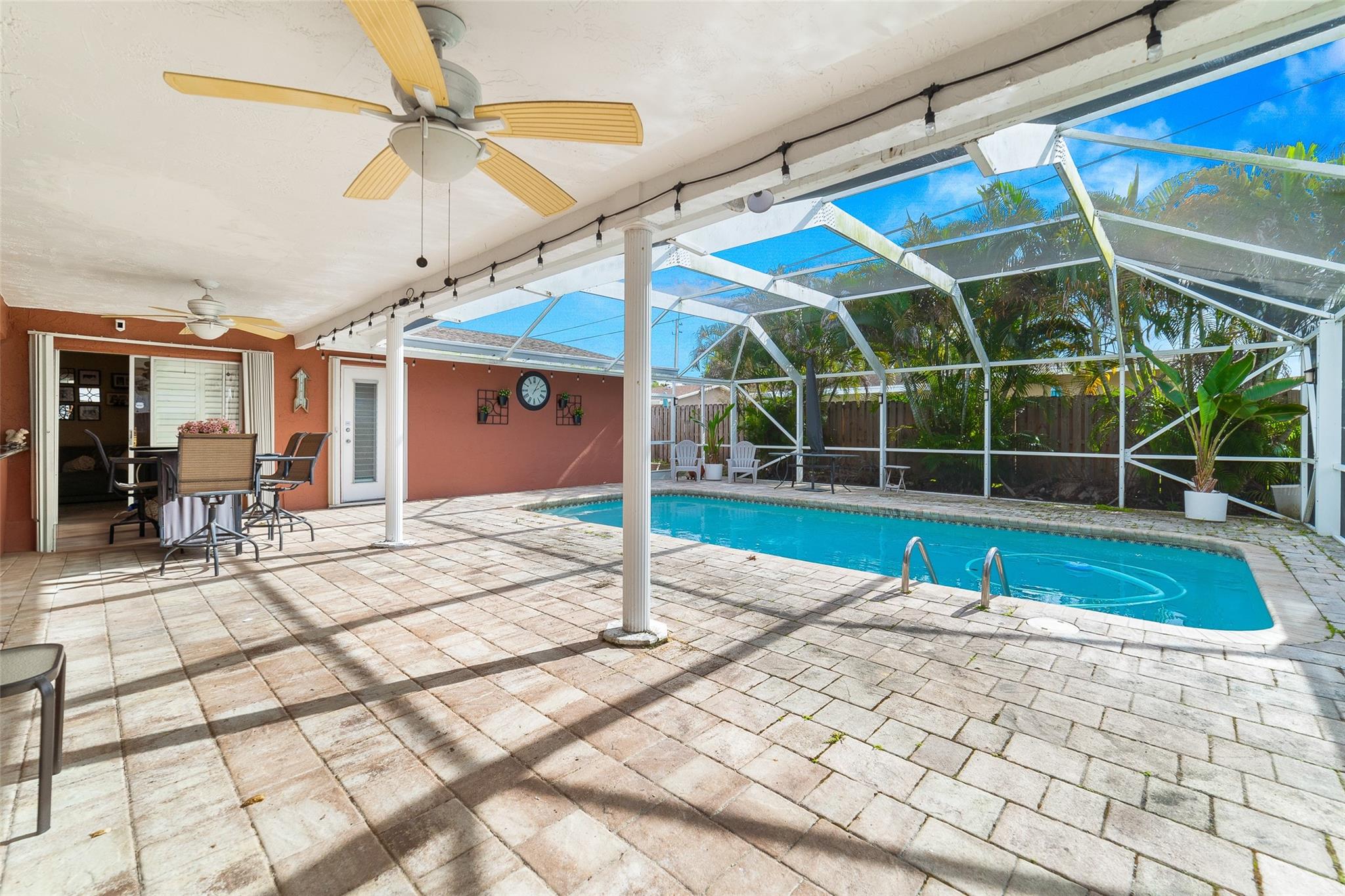 SUNRISE GOLF VILLAGE SEC - Residential