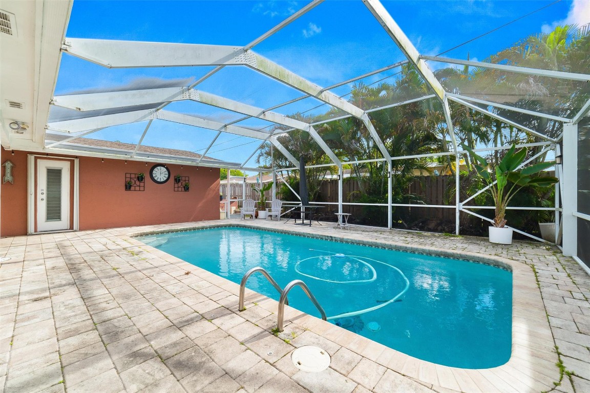 SUNRISE GOLF VILLAGE SEC - Residential