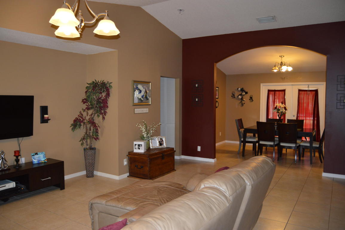 Acreage & Unrec - Residential