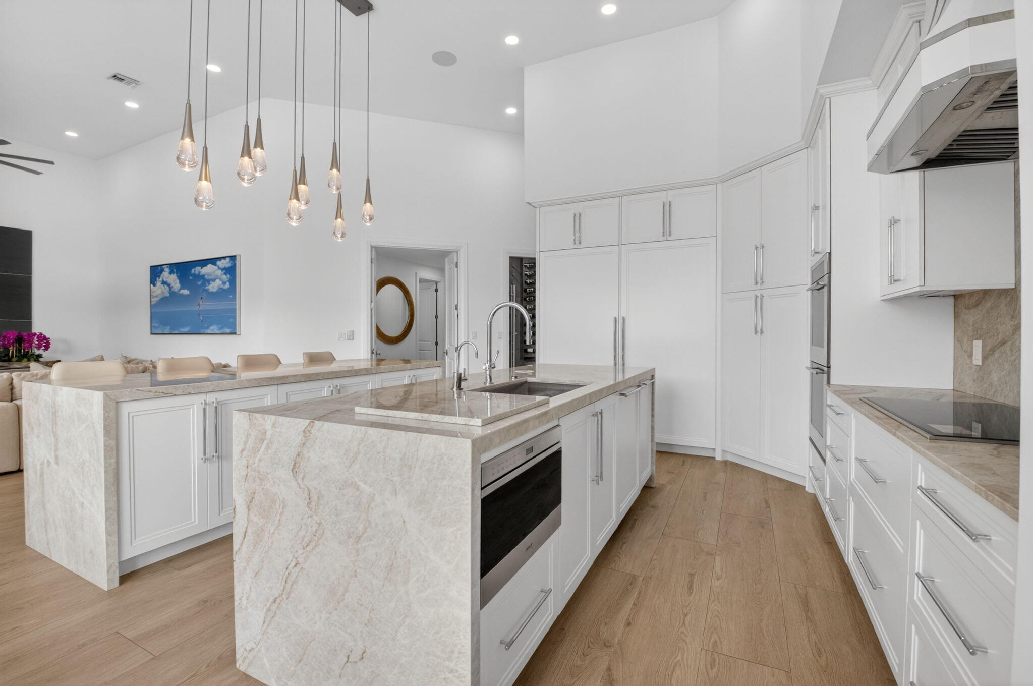DEVON PLACE - Residential