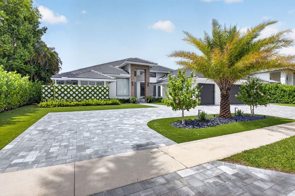 Photo of 3954 NW 52nd Street, Boca Raton, FL 33496 (MLS # B26030434)