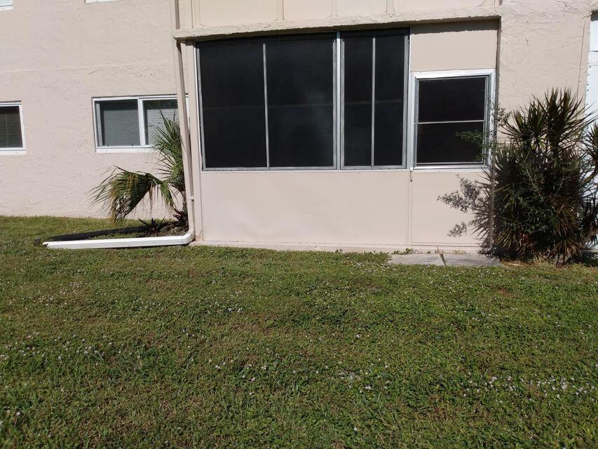LAKESIDE VILLAGE CONDO 10 - Residential Lease