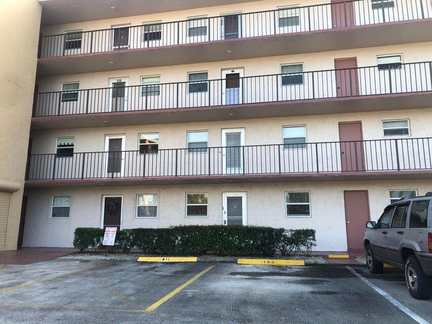 LAKESIDE VILLAGE CONDO 10 - Residential Lease