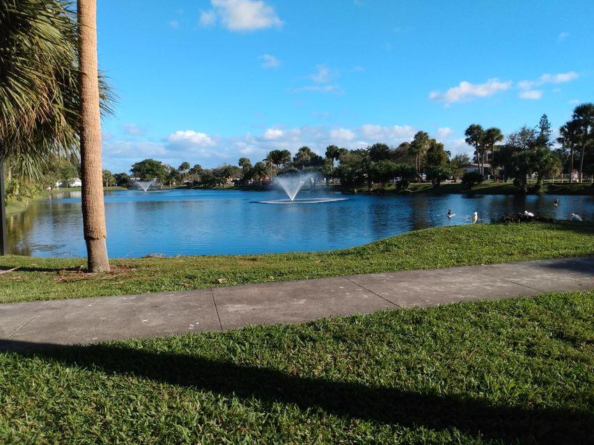 LAKESIDE VILLAGE CONDO 10 - Residential Lease