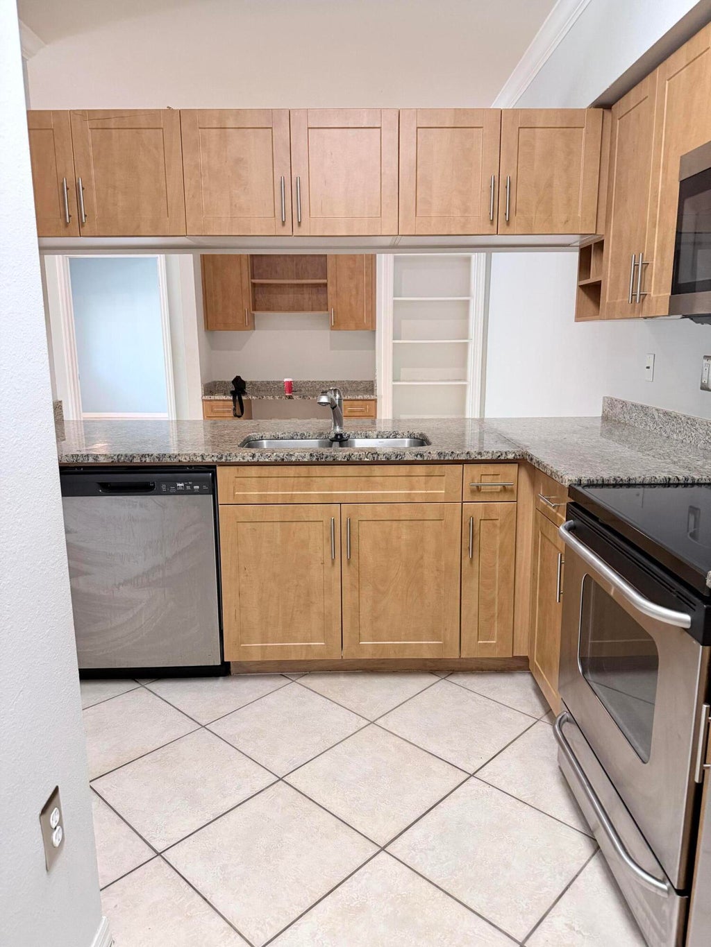 Photo of 6426 EMERALD DUNES Drive #205, West Palm Beach, FL 33411 (MLS # B26076310)
