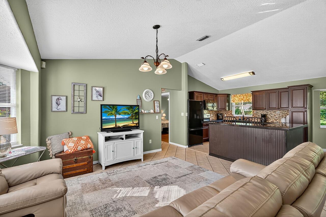 TREASURE TRAIL SUBDIVISIO - Residential