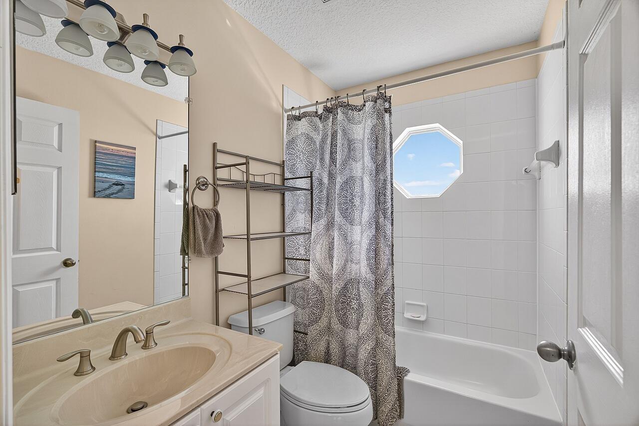 TREASURE TRAIL SUBDIVISIO - Residential