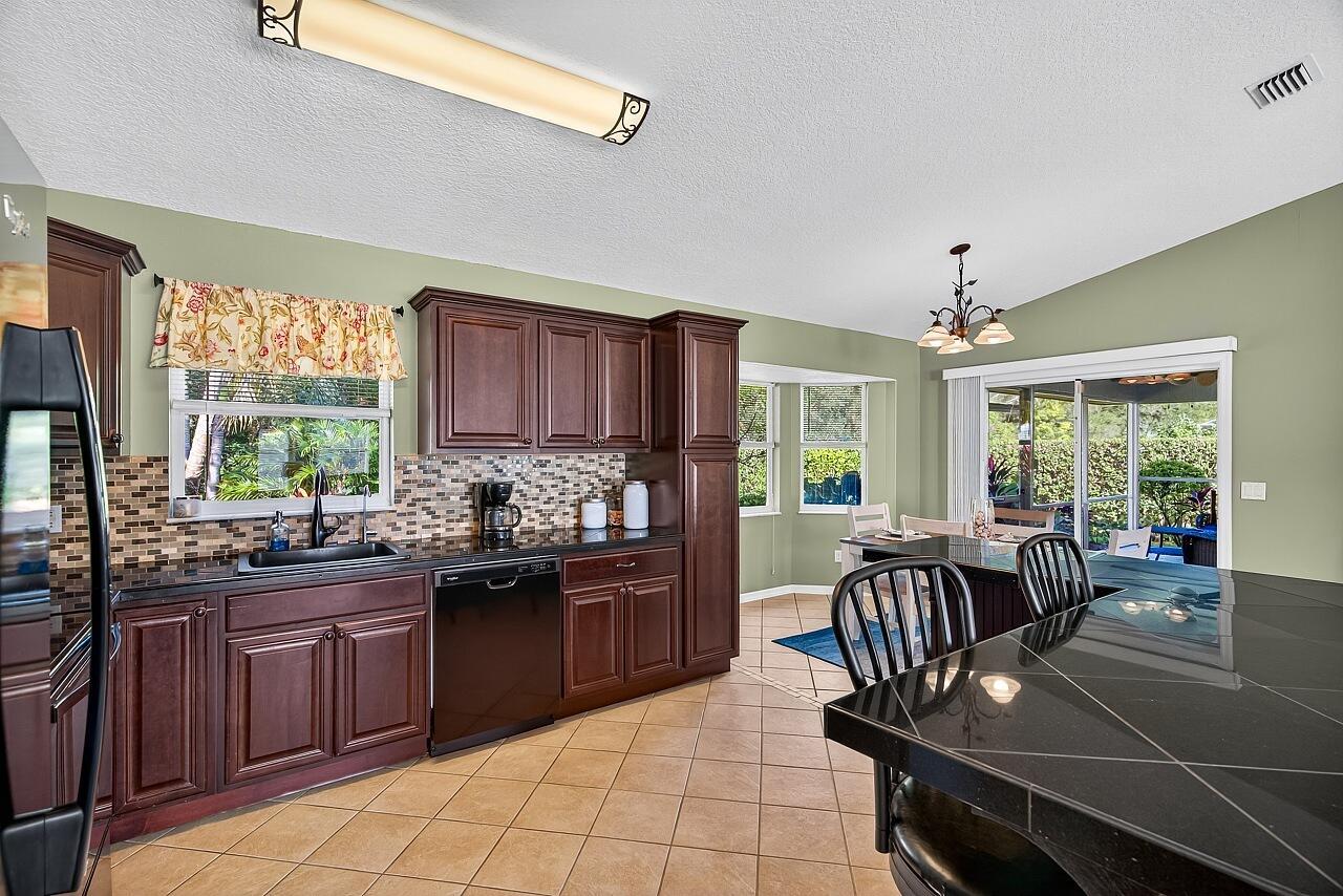 TREASURE TRAIL SUBDIVISIO - Residential
