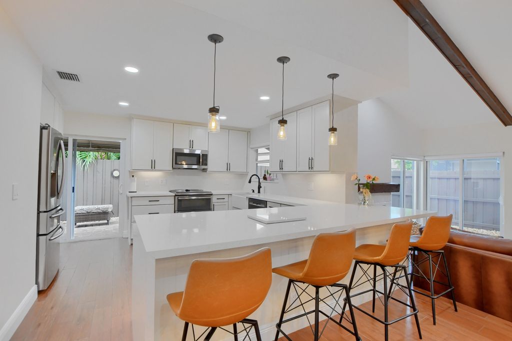Photo of 7820 Stanway Place W, Boca Raton, FL 33433 (MLS # R10987900)