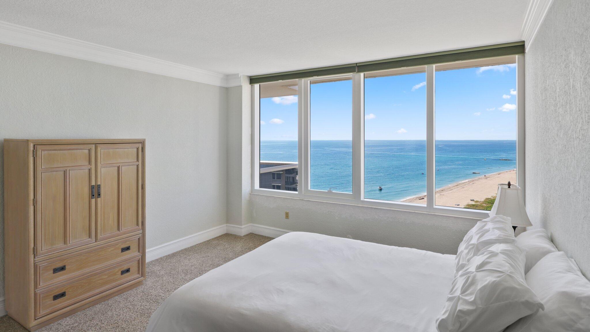 SABAL POINT - Residential