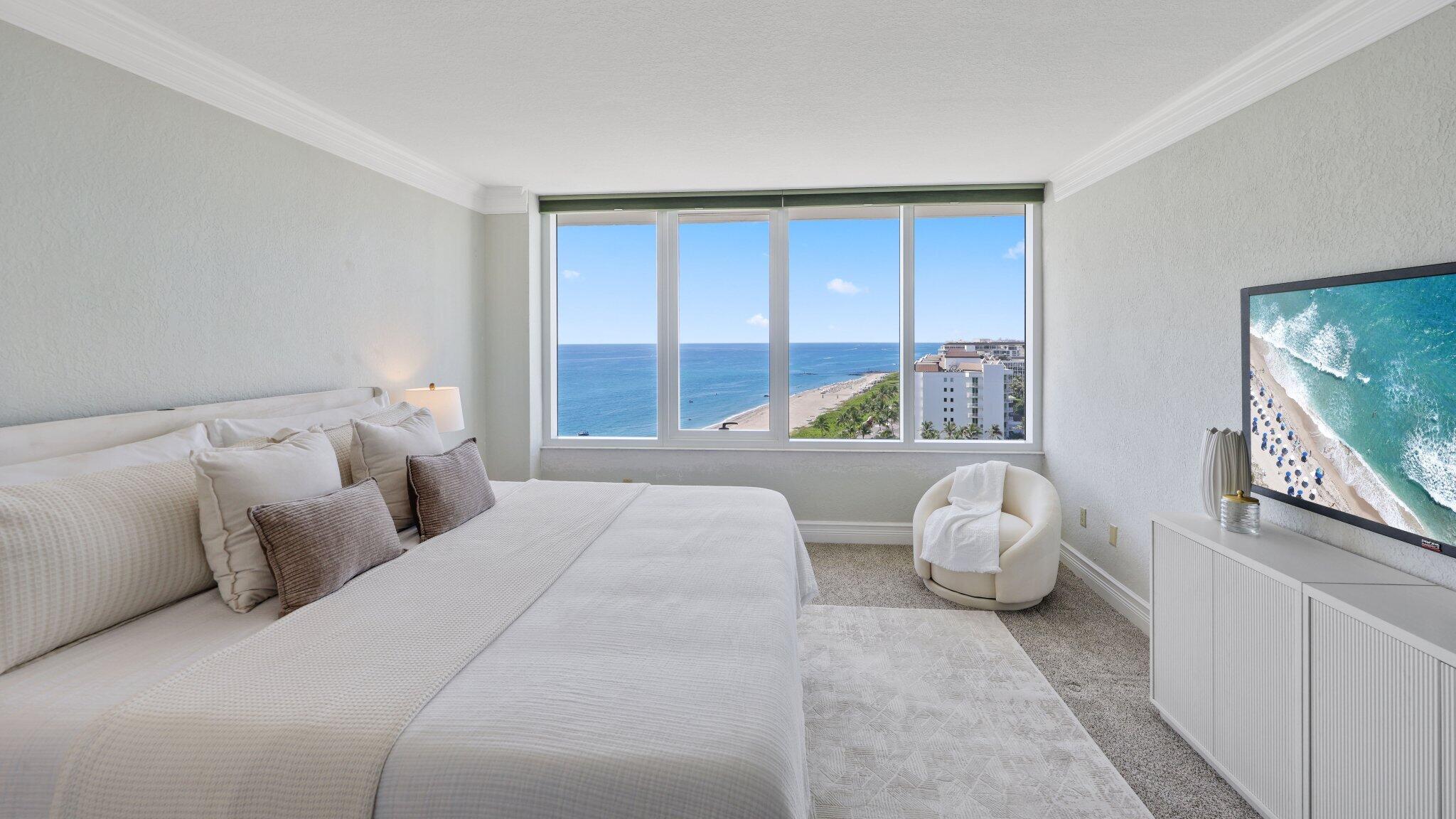 SABAL POINT - Residential