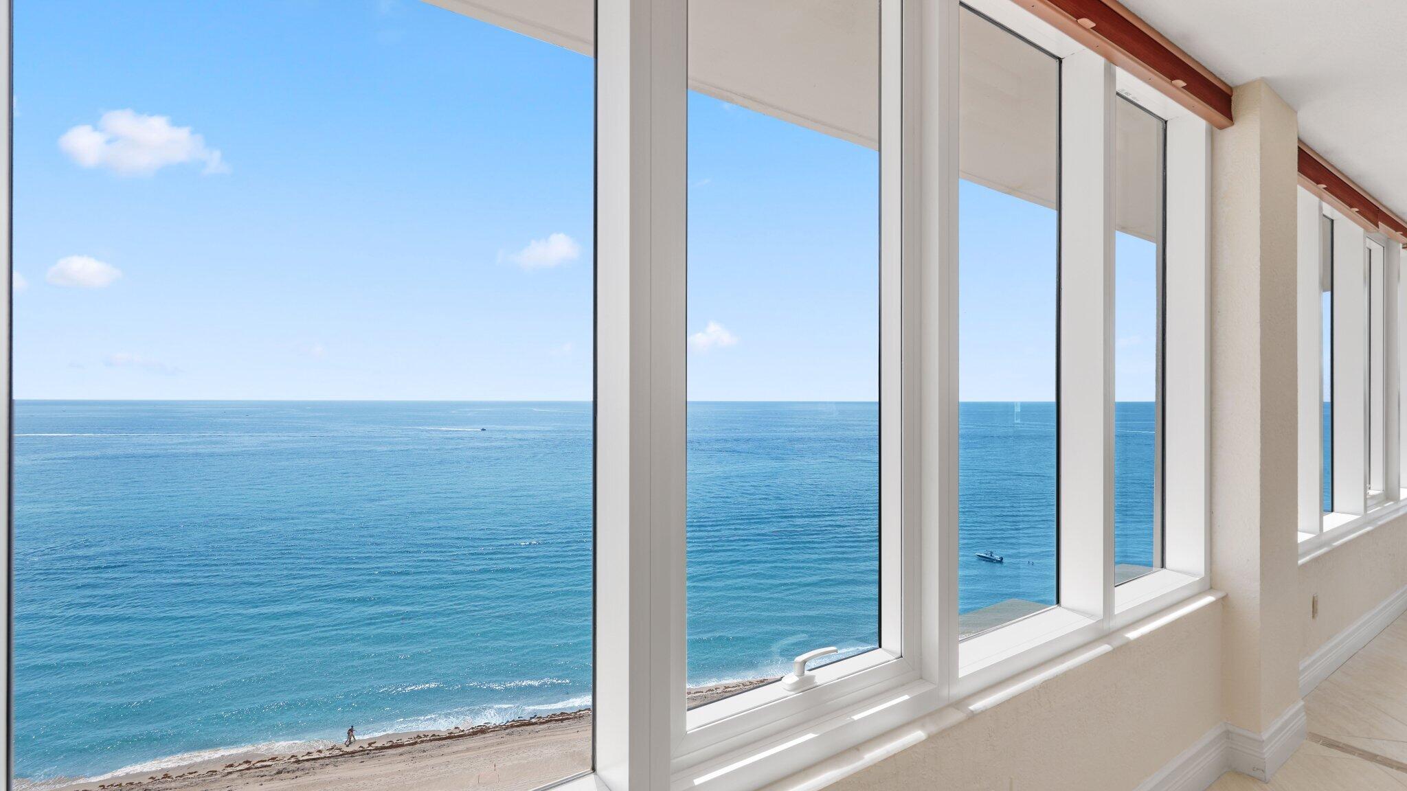 SABAL POINT - Residential