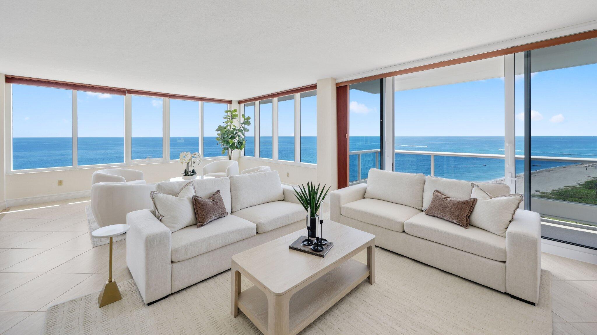 SABAL POINT - Residential