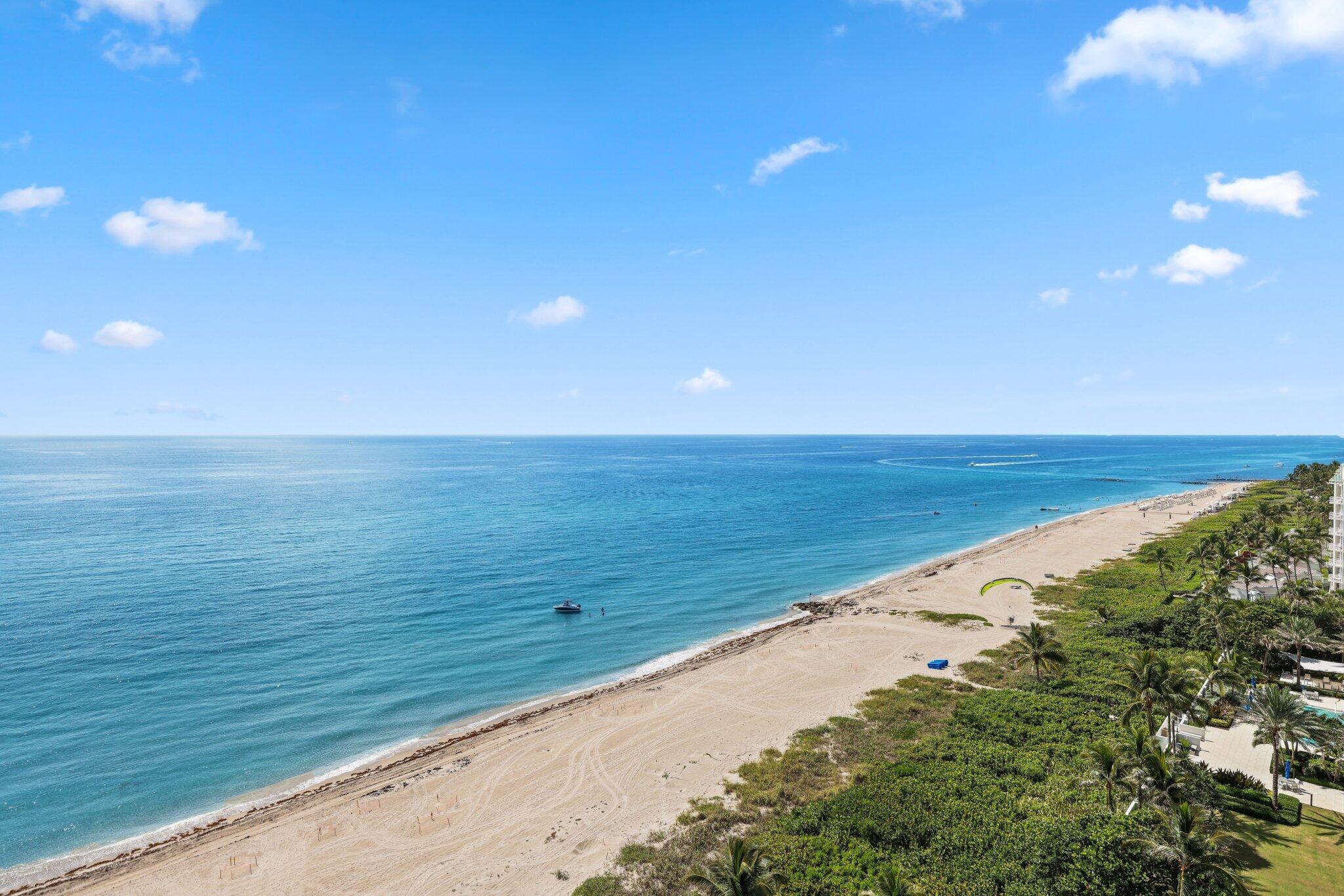 SABAL POINT - Residential