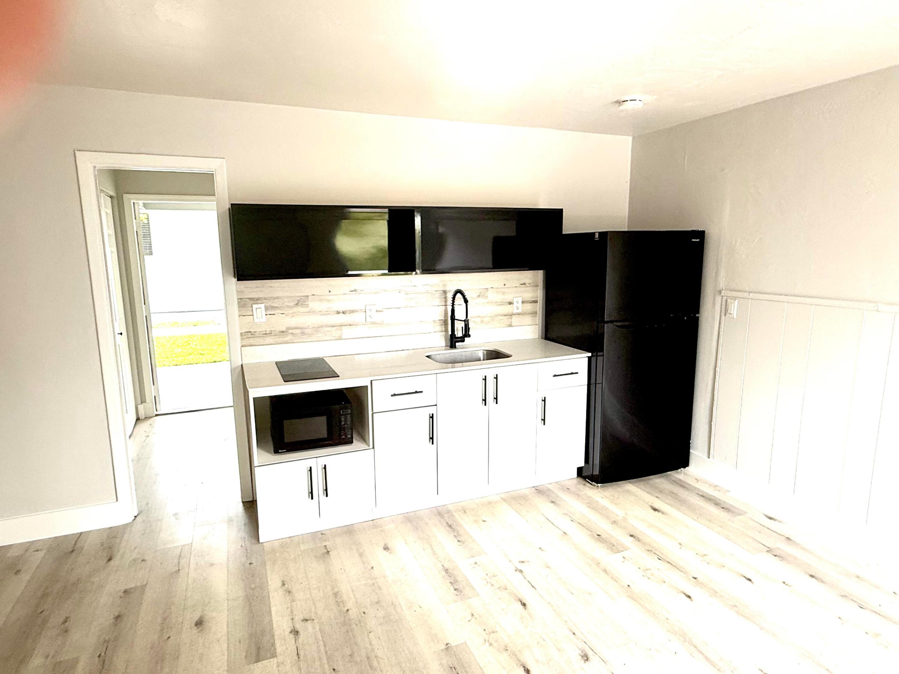 720 NE 7th Street 2A