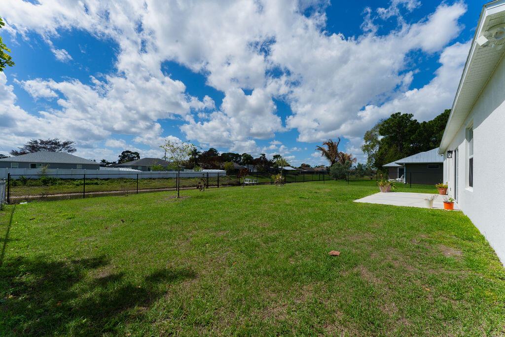 PORT ST LUCIE SECTION 13 - Residential