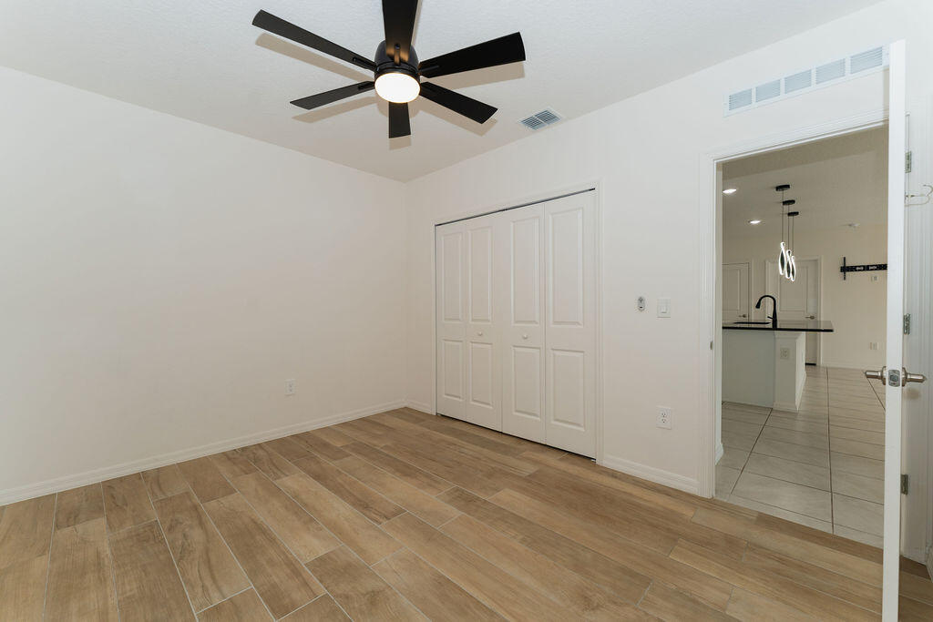 PORT ST LUCIE SECTION 13 - Residential