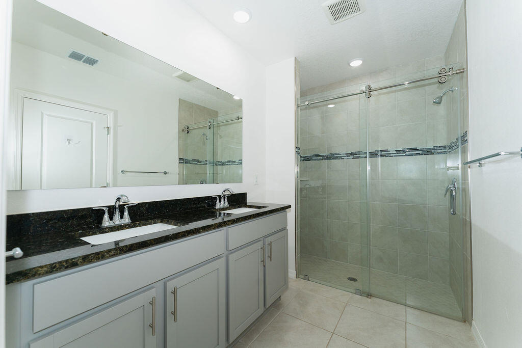 PORT ST LUCIE SECTION 13 - Residential