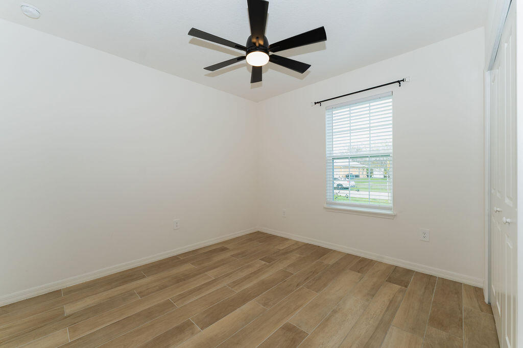 PORT ST LUCIE SECTION 13 - Residential