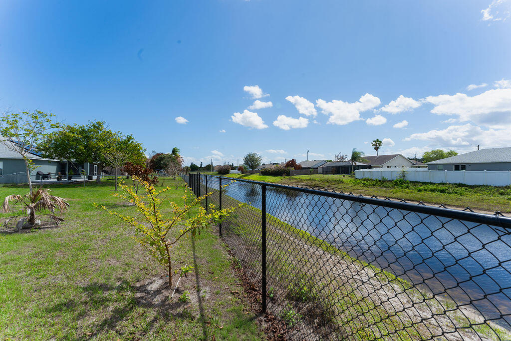 PORT ST LUCIE SECTION 13 - Residential