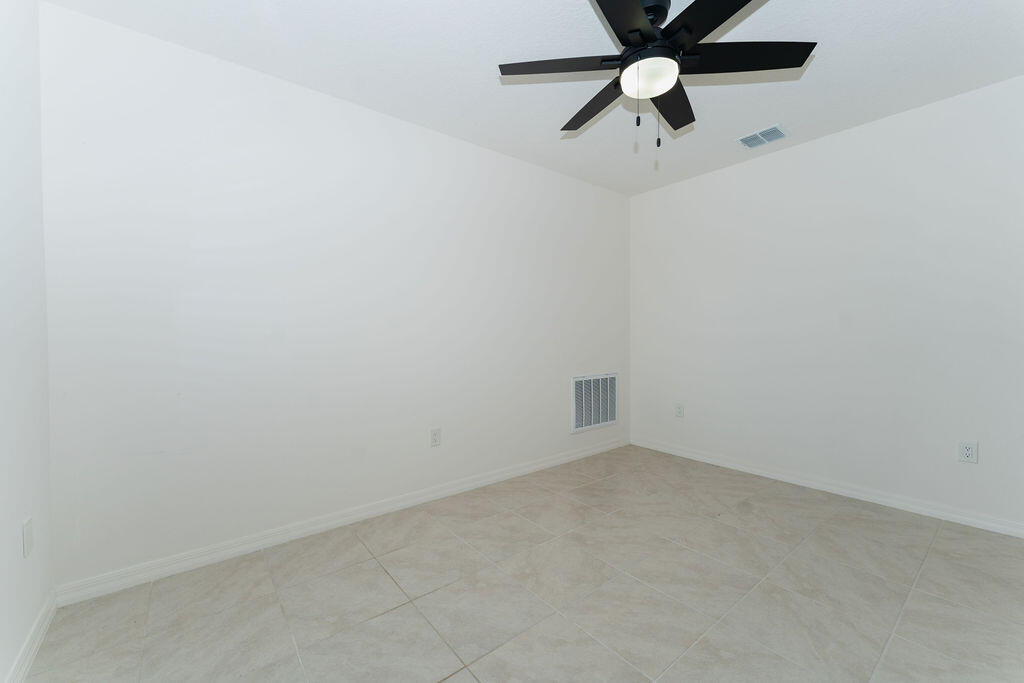 PORT ST LUCIE SECTION 13 - Residential