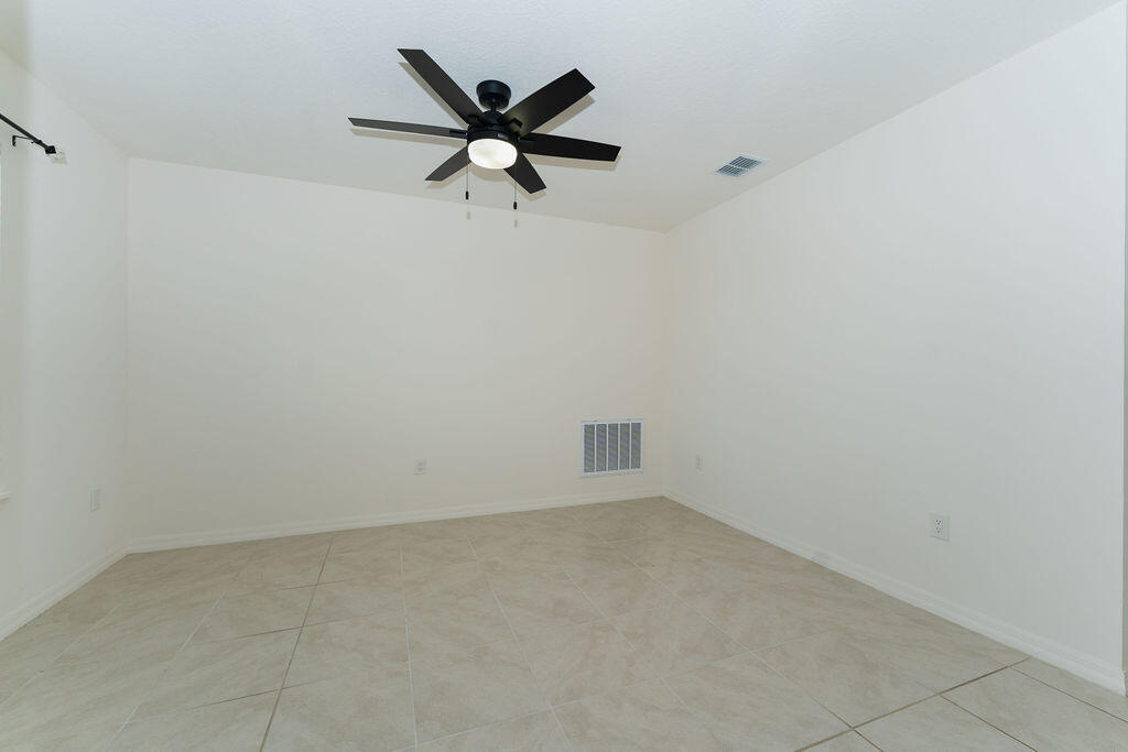 PORT ST LUCIE SECTION 13 - Residential