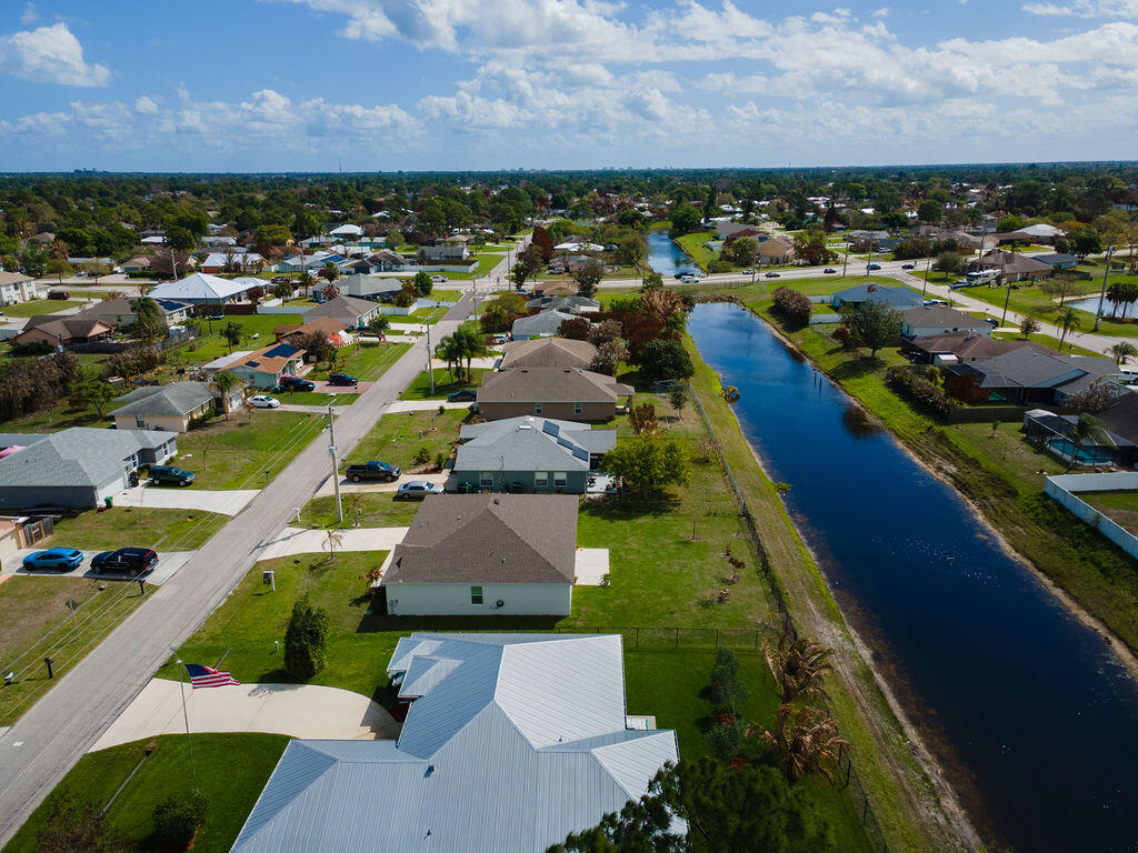 PORT ST LUCIE SECTION 13 - Residential