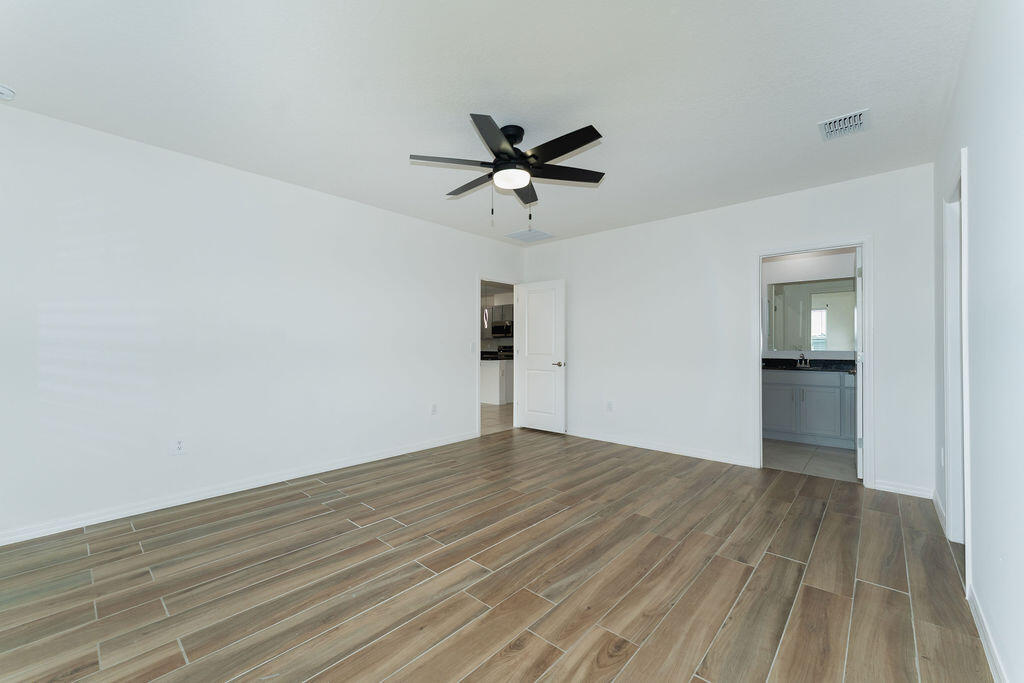 PORT ST LUCIE SECTION 13 - Residential