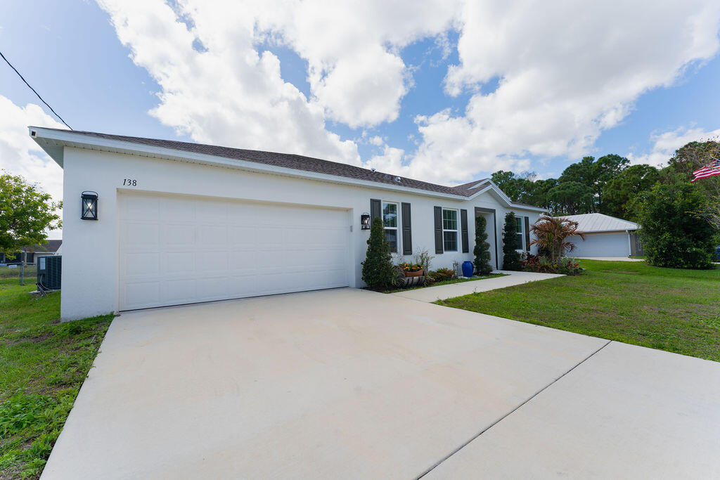 PORT ST LUCIE SECTION 13 - Residential