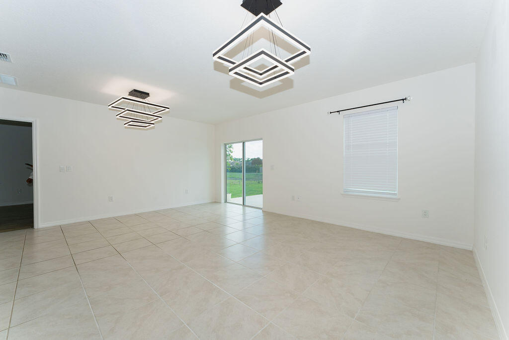 PORT ST LUCIE SECTION 13 - Residential