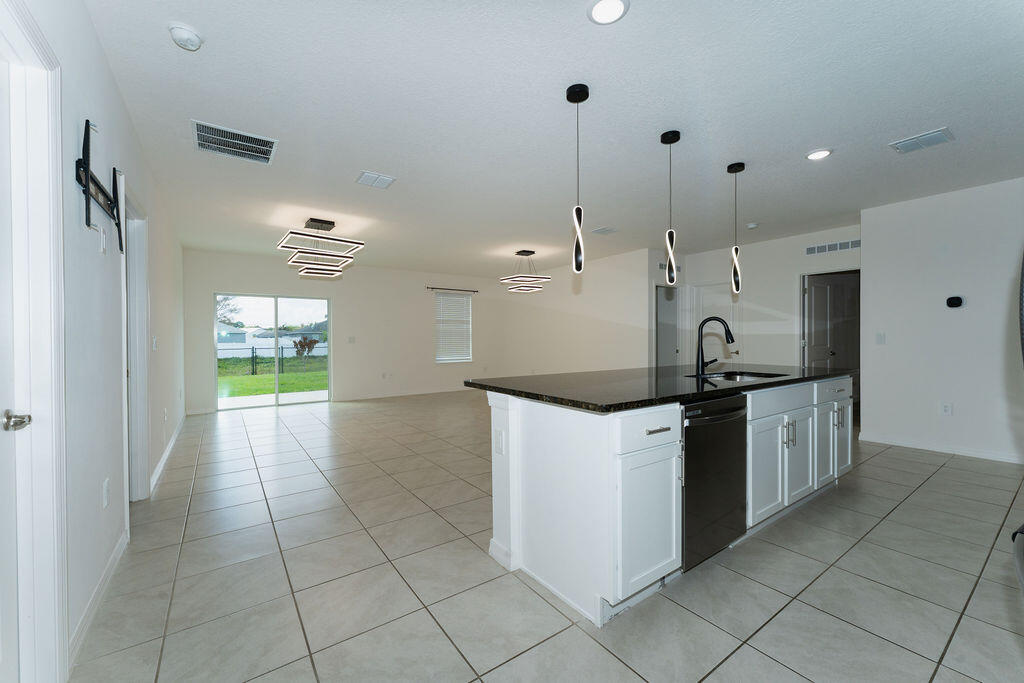 PORT ST LUCIE SECTION 13 - Residential