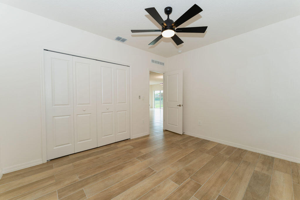 PORT ST LUCIE SECTION 13 - Residential