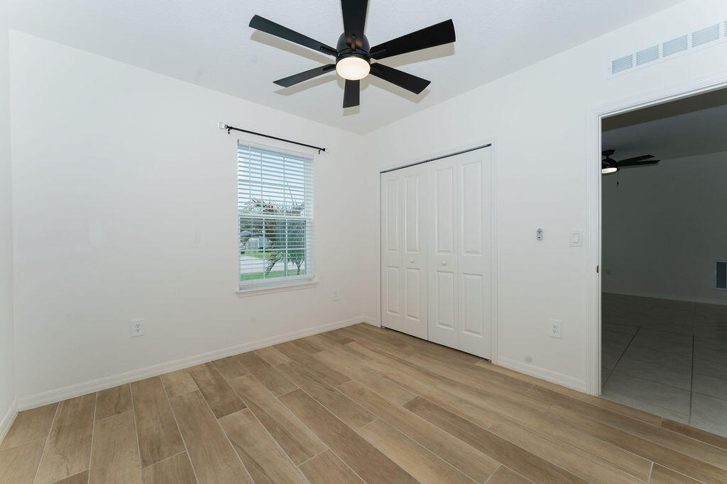 PORT ST LUCIE SECTION 13 - Residential