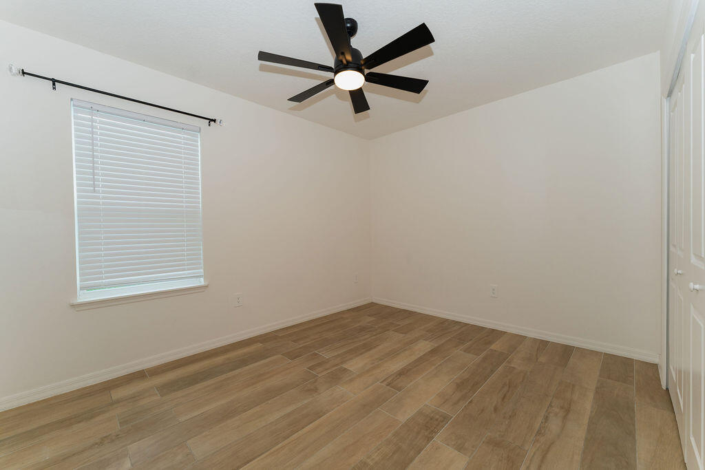 PORT ST LUCIE SECTION 13 - Residential