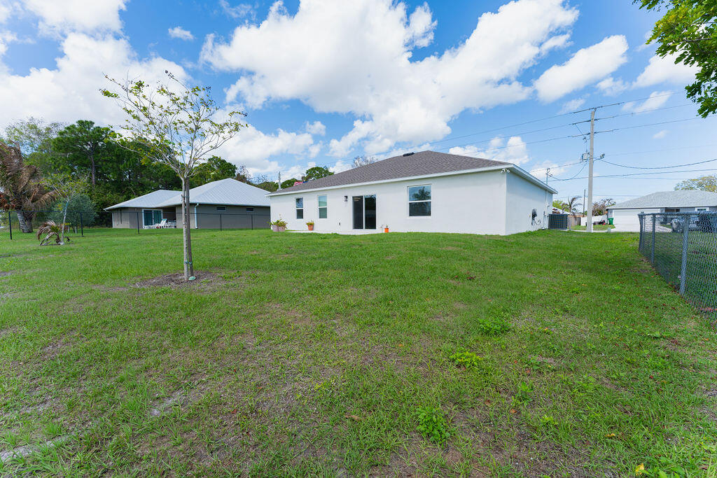 PORT ST LUCIE SECTION 13 - Residential
