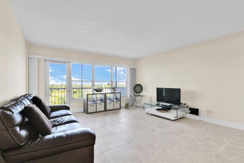 Tiny photo for 10777 W Sample Road #711, Coral Springs, FL 33065 (MLS # F10543744)