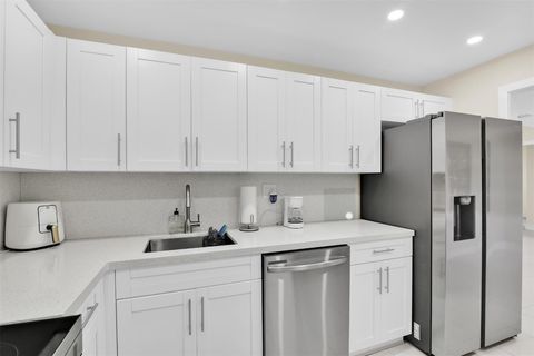 Tiny photo for 10777 W Sample Road #711, Coral Springs, FL 33065 (MLS # F10543744)