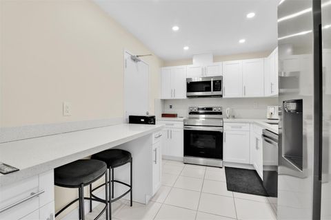 Tiny photo for 10777 W Sample Road #711, Coral Springs, FL 33065 (MLS # F10543744)