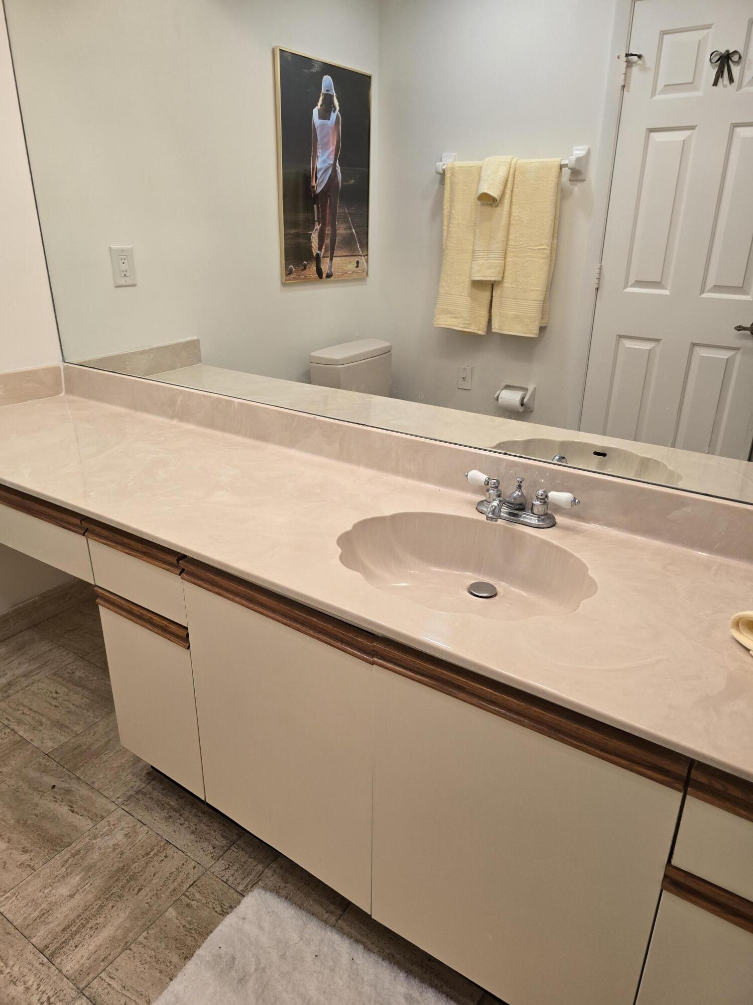 LA PAZ AT BOCA POINTE - Residential Lease