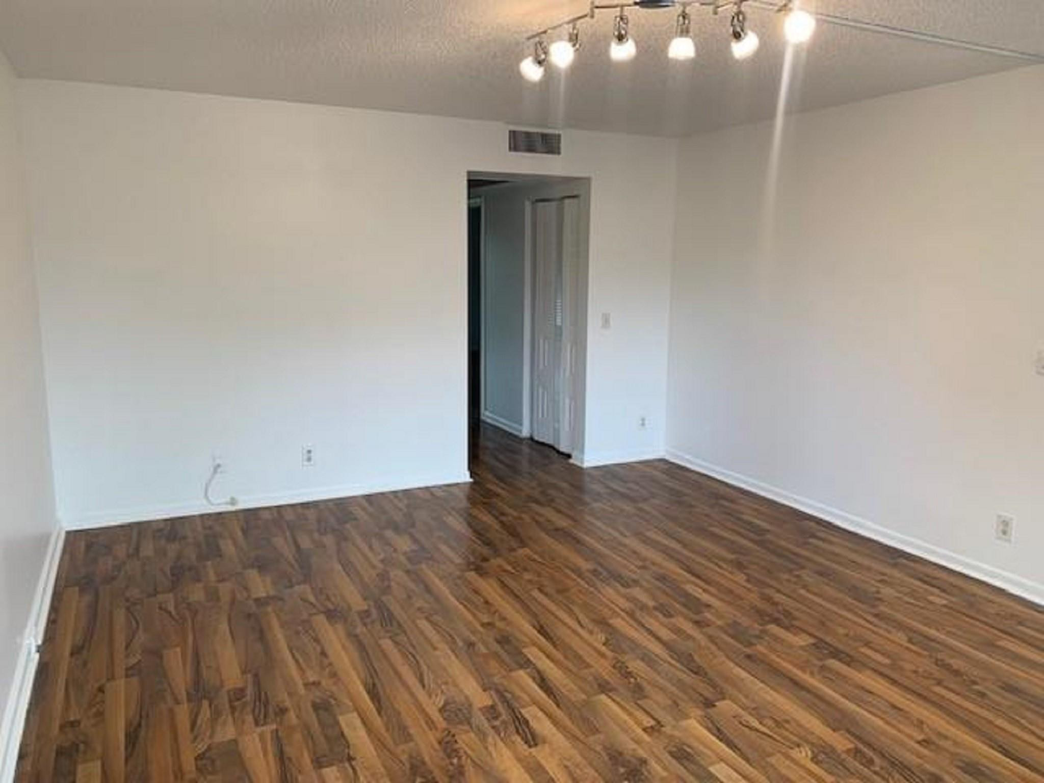 NEW HAMPTON AT CENTURY VI - Residential