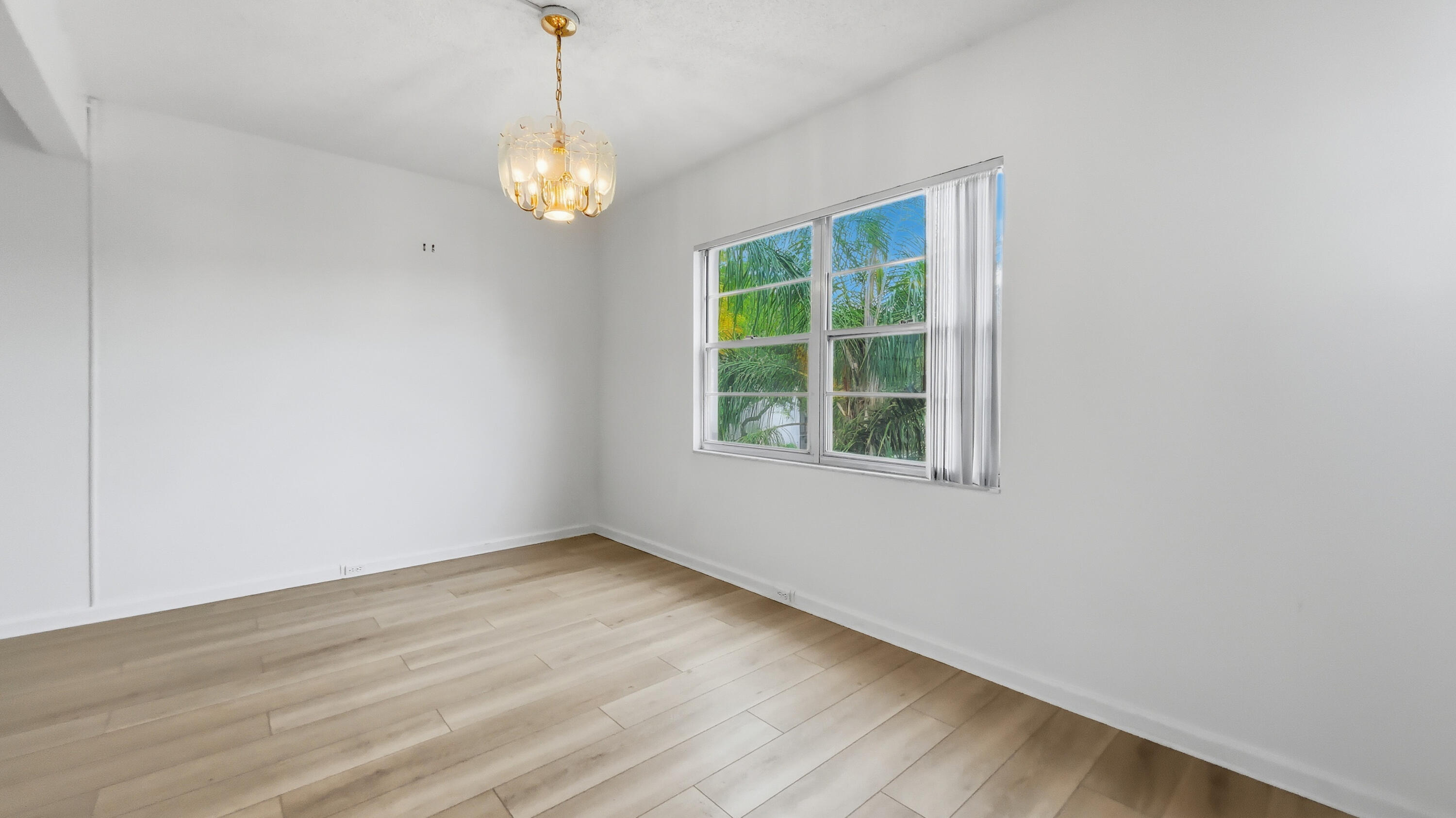NEW HAMPTON AT CENTURY VI - Residential